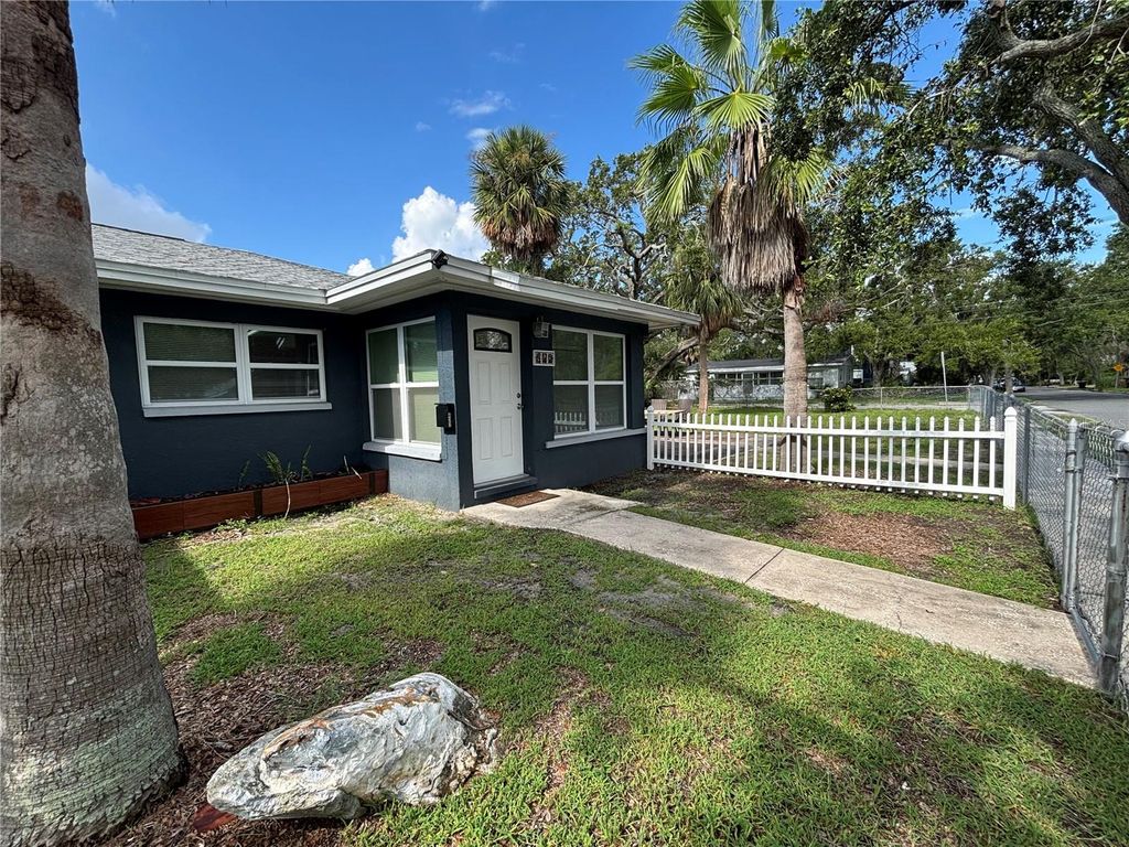 Photo of 422 15th Avenue S, St Petersburg, FL 33701 (MLS # TB8495043)