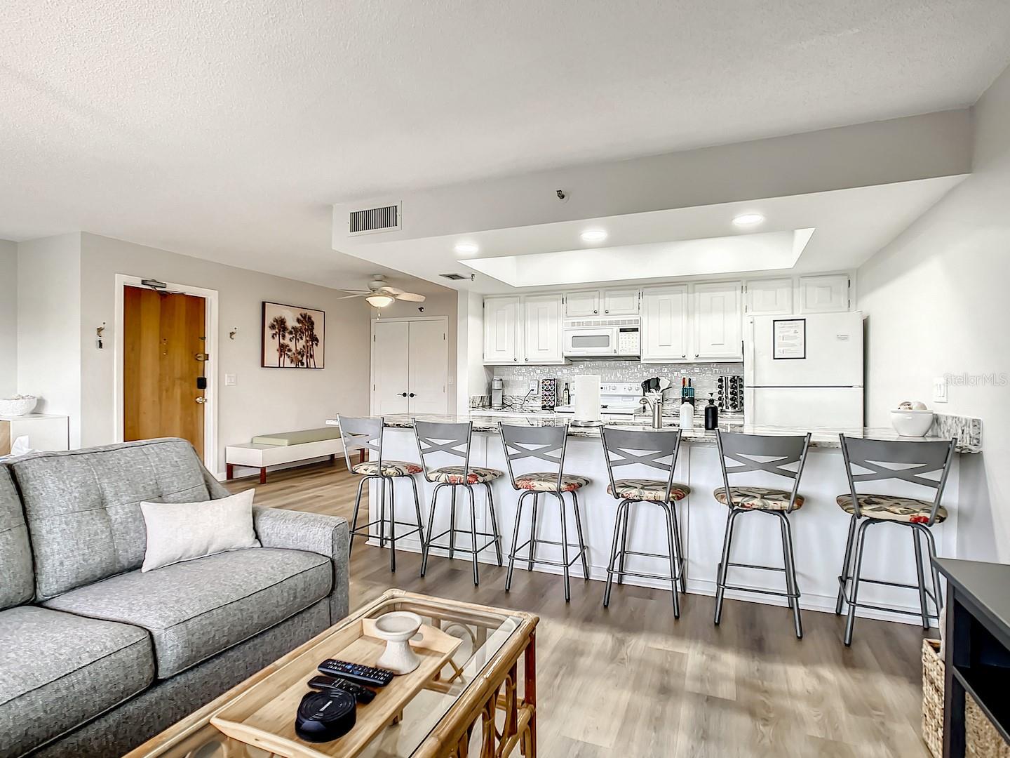 INTERCOASTAL THE CONDO - Residential Income