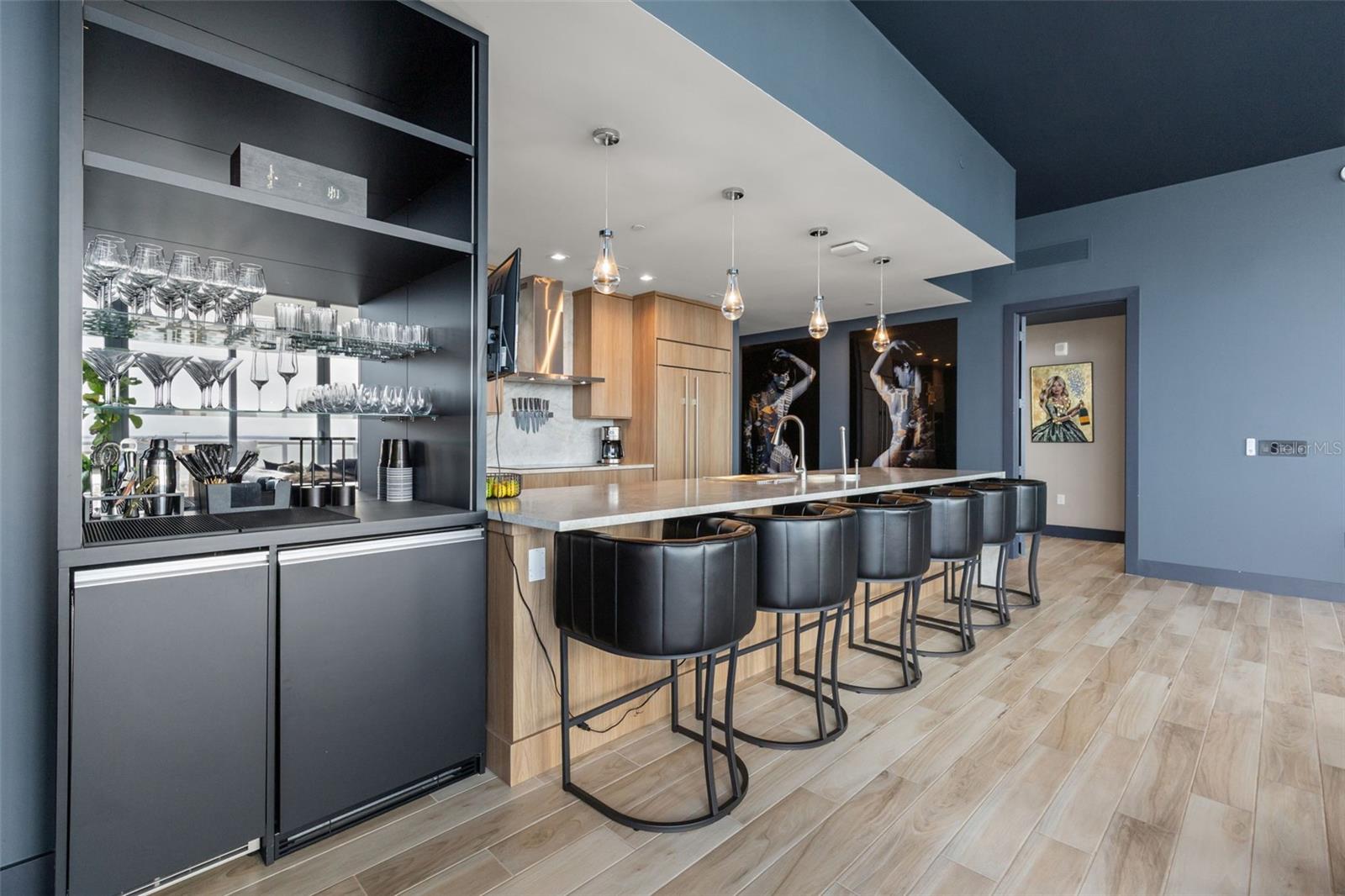 MARINA POINTE EAST - Residential