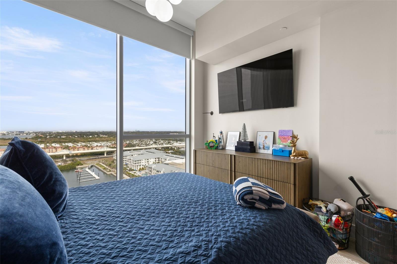 MARINA POINTE EAST - Residential