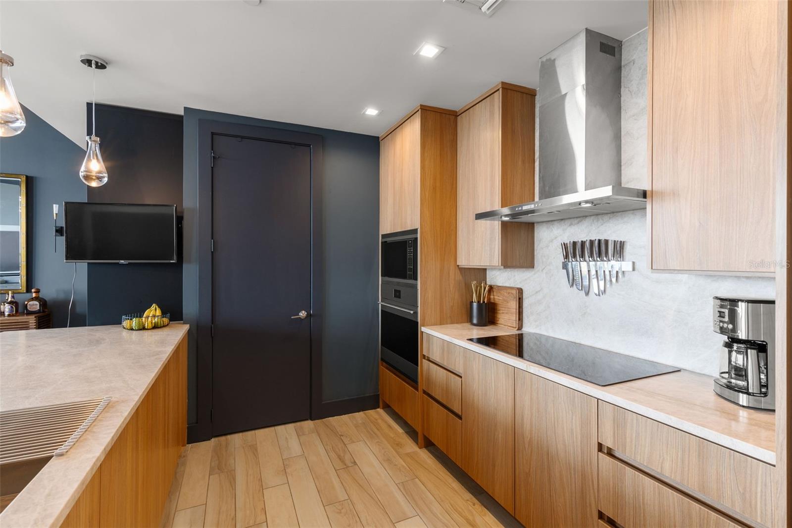 MARINA POINTE EAST - Residential