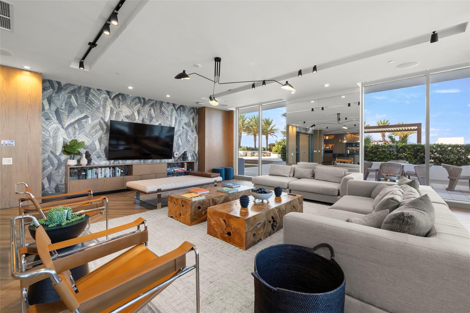 MARINA POINTE EAST - Residential