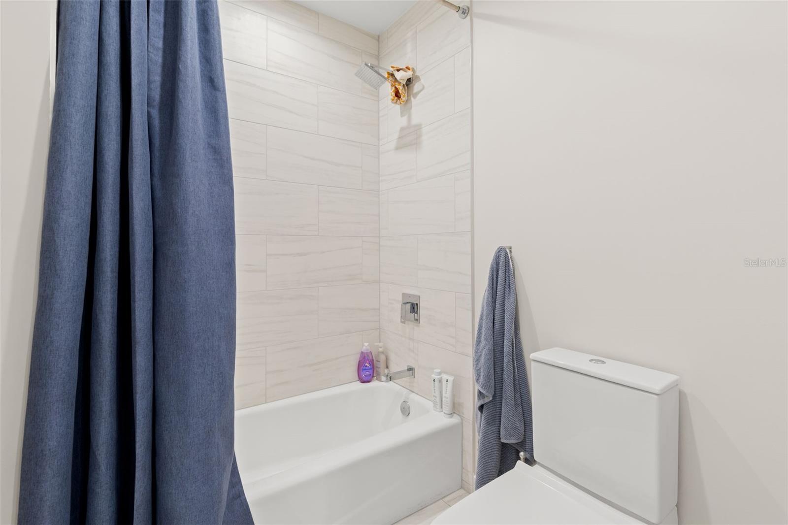 MARINA POINTE EAST - Residential