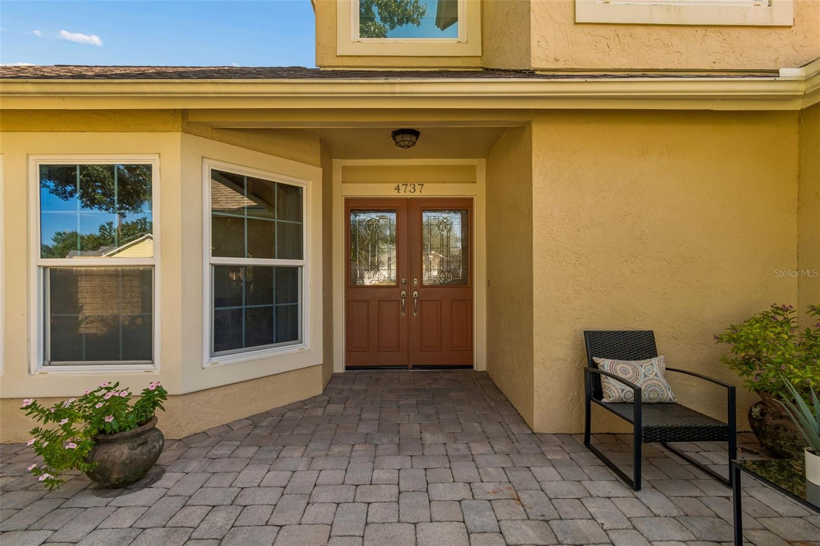 4737 FOXSHIRE CIRCLE
