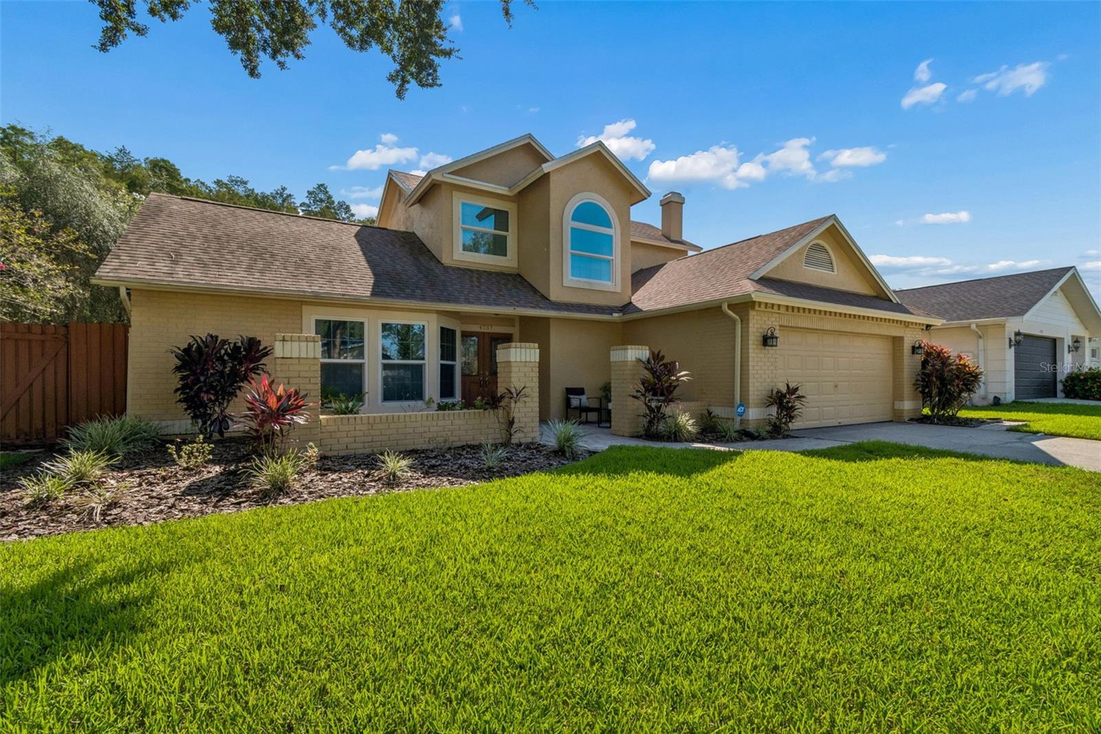 4737 FOXSHIRE CIRCLE