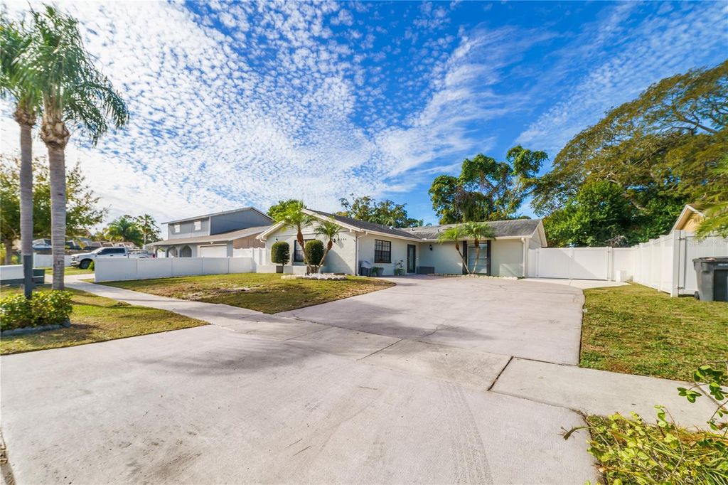 Photo of 8204 Kirkwood Drive, Tampa, FL 33634 (MLS # TB8459357)