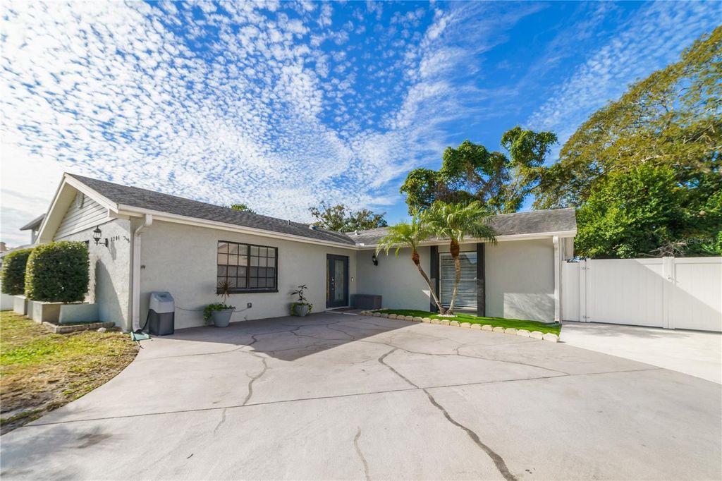 Photo of 8204 Kirkwood Drive, Tampa, FL 33634 (MLS # TB8459357)