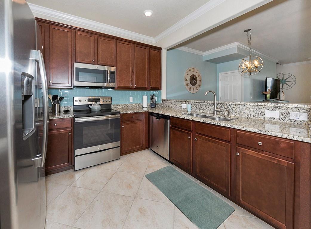 GRAN PARADISO - Residential Lease