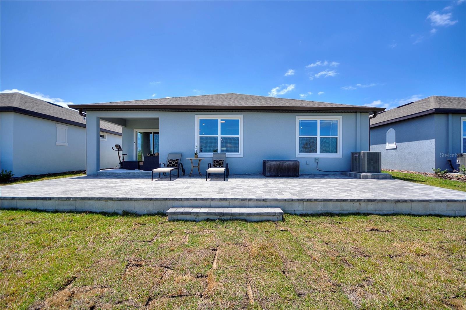 423 PINE TREE BOULEVARD