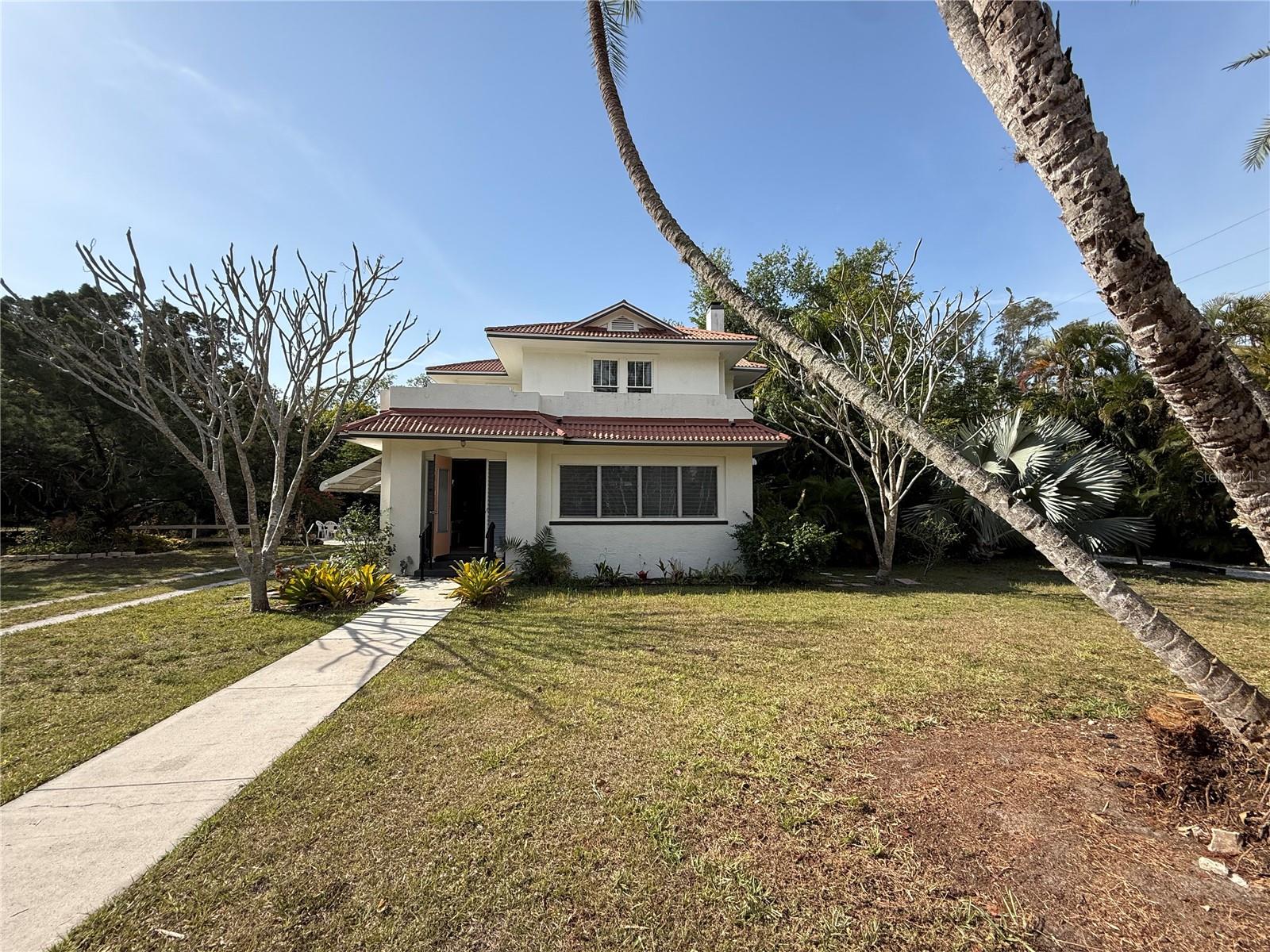 1412 WINKLER AVENUE