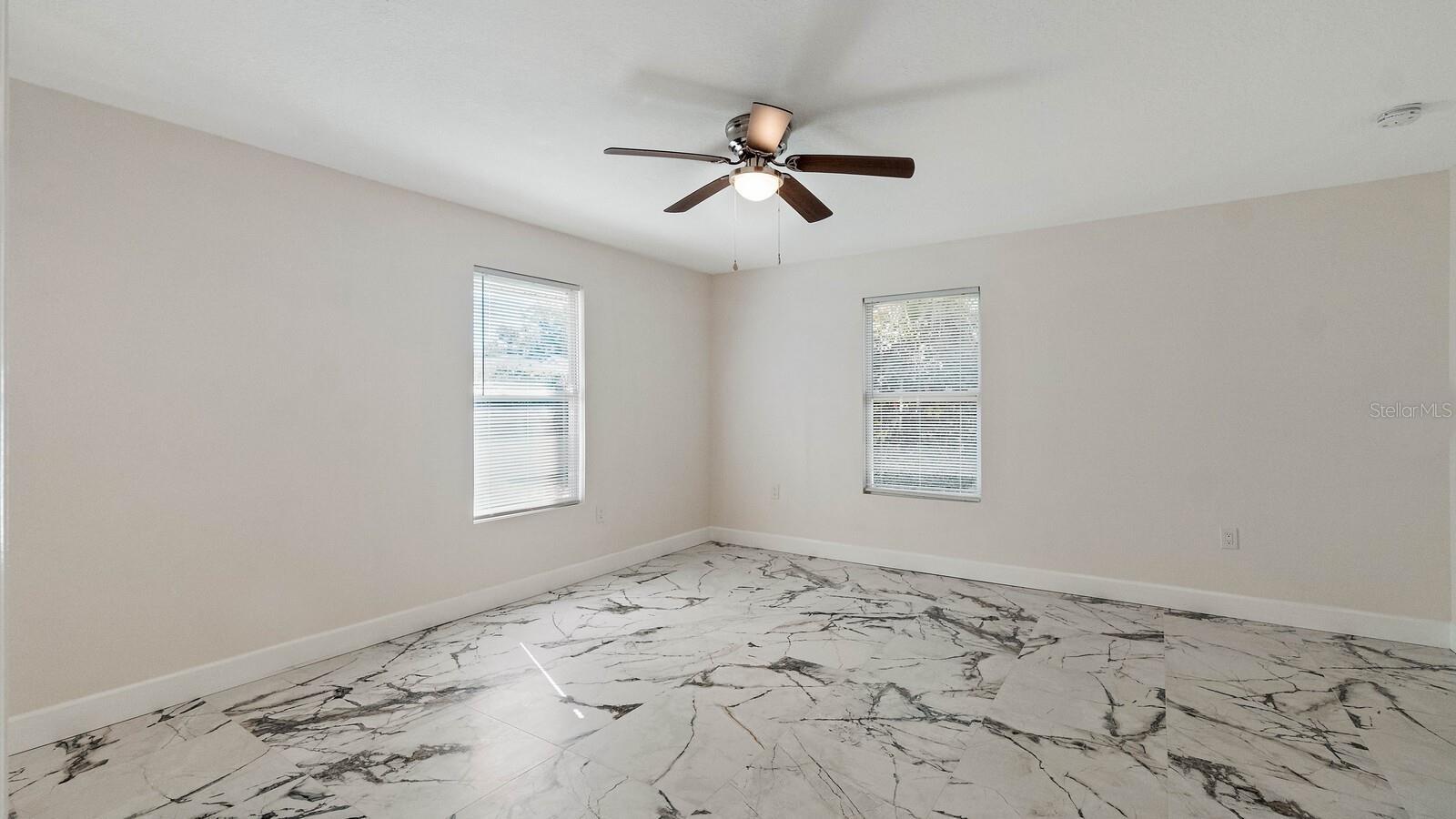 LYNNDALE SUB - Residential Lease