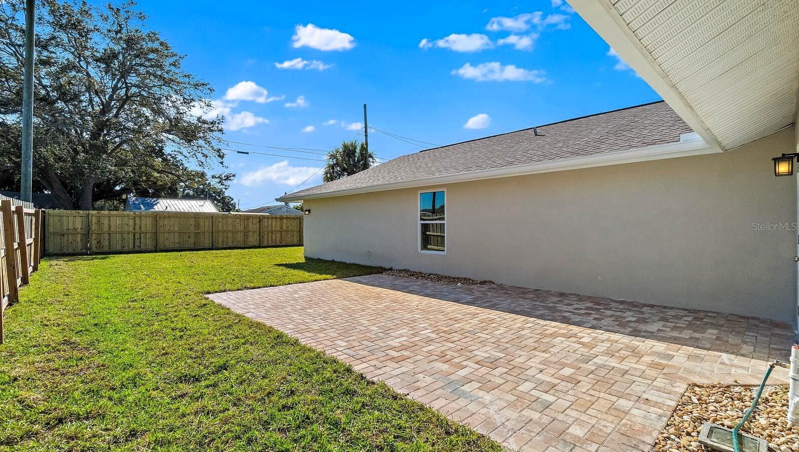 LYNNDALE SUB - Residential Lease