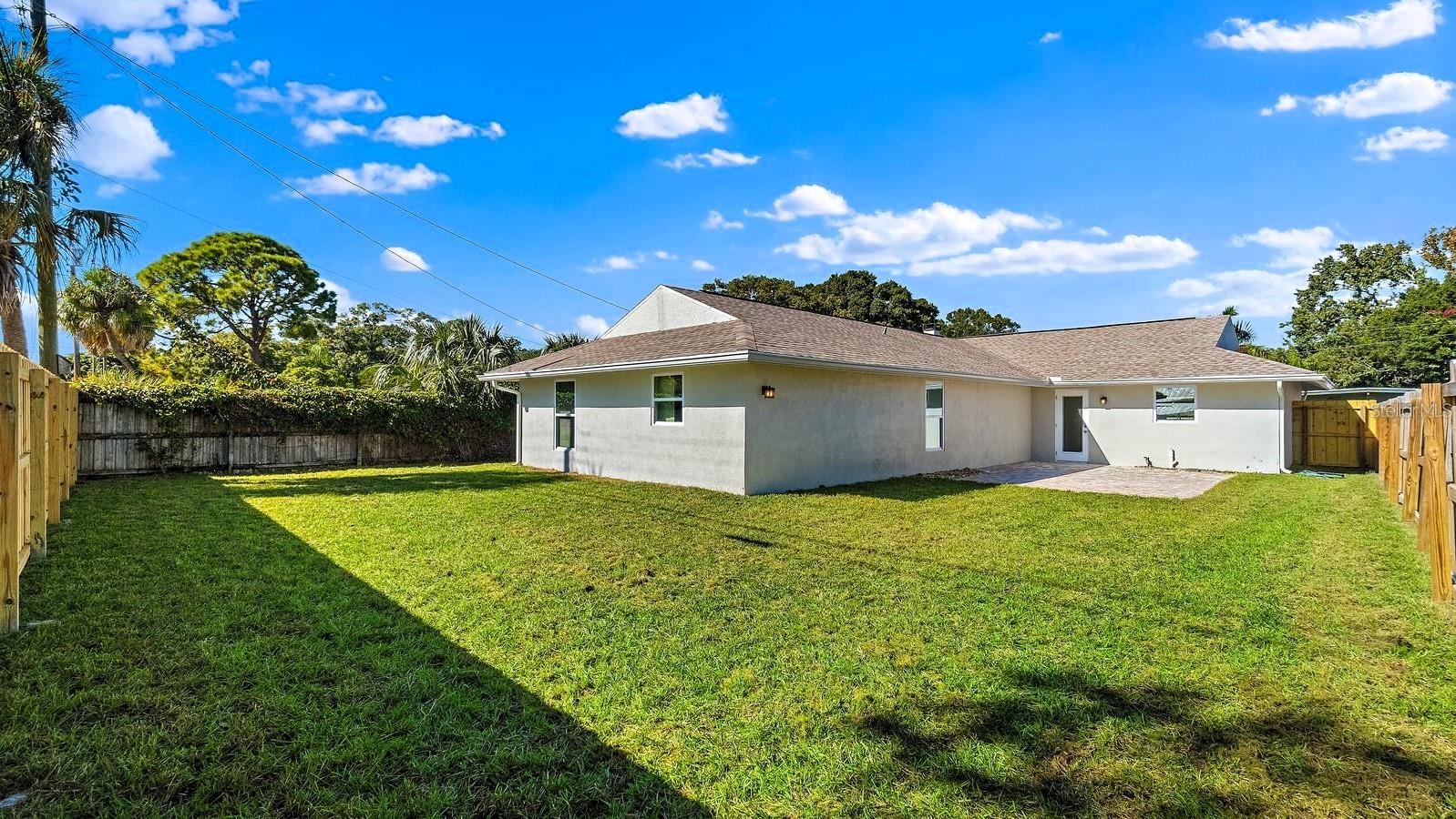 LYNNDALE SUB - Residential Lease