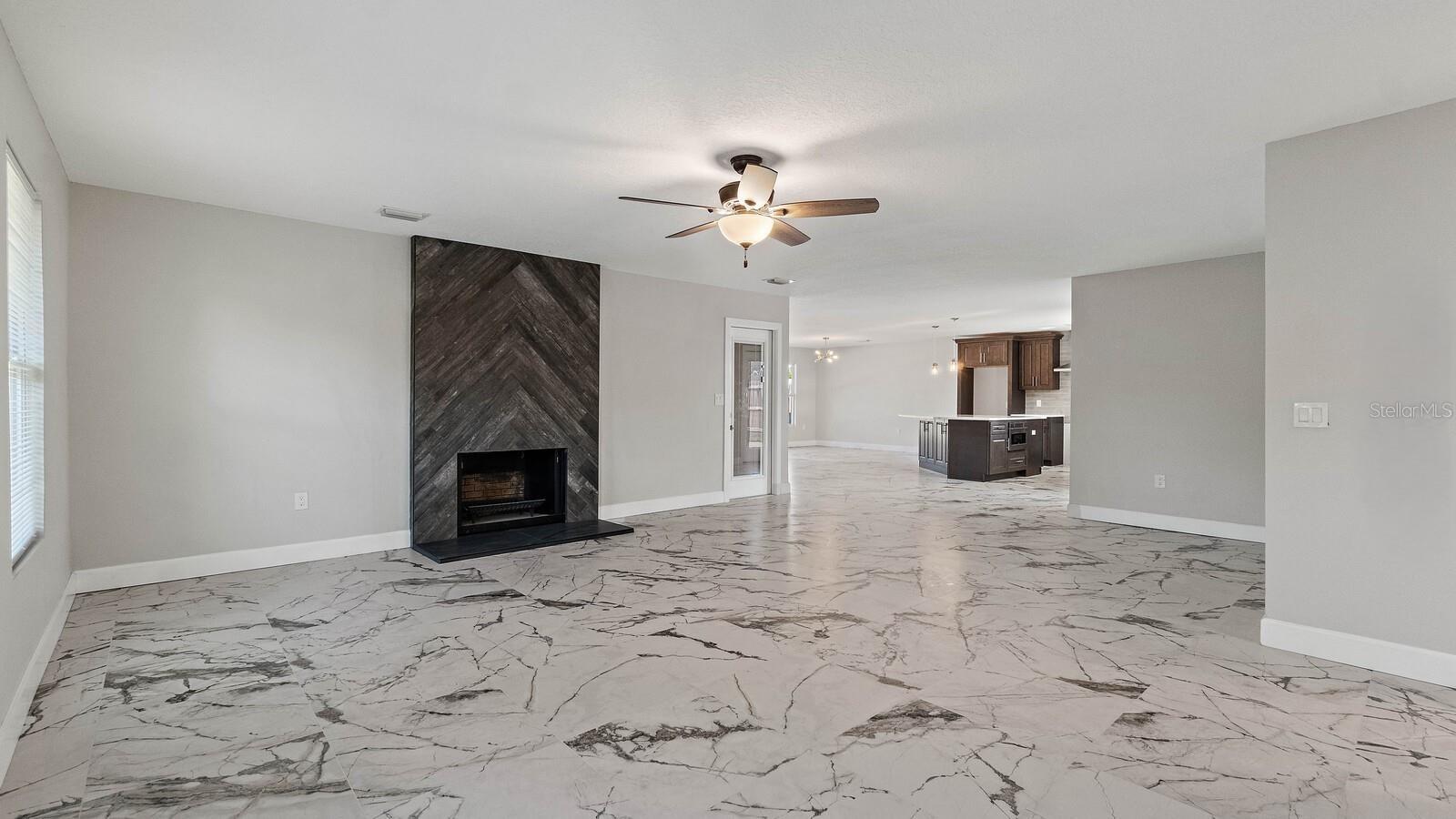 LYNNDALE SUB - Residential Lease