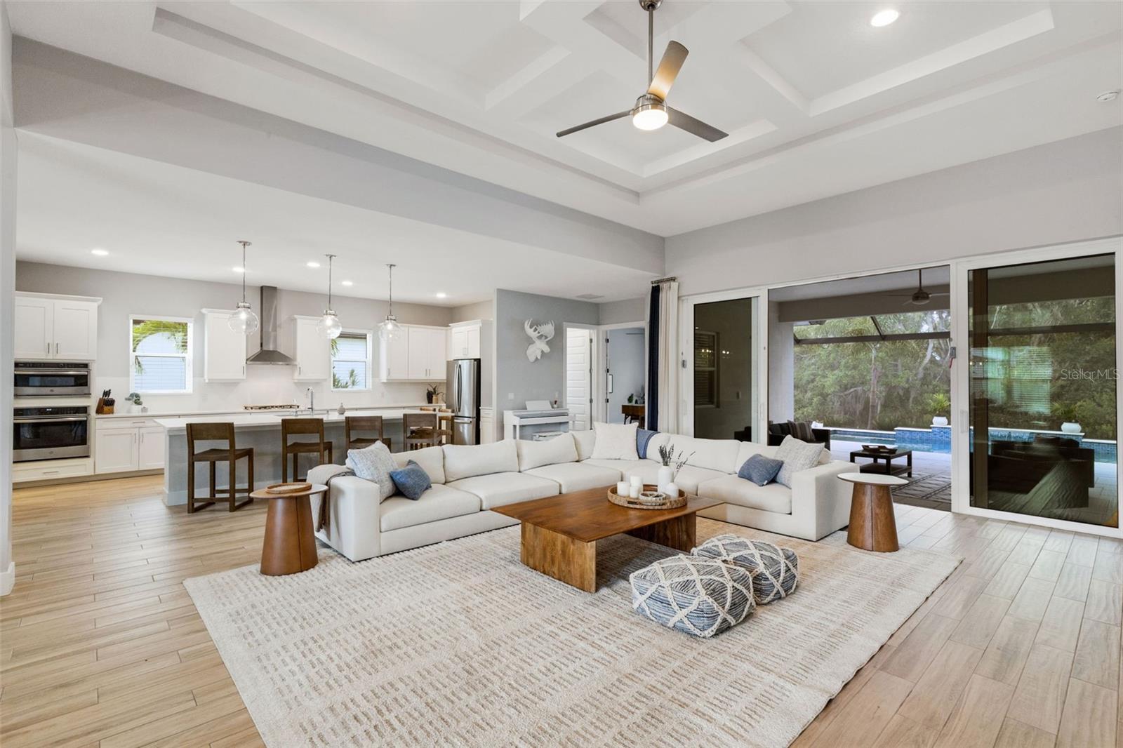 LAKEHOUSE COVE/WATERSIDE PH 1 - Residential