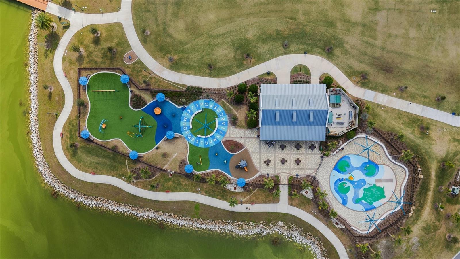 LAKEHOUSE COVE/WATERSIDE PH 1 - Residential