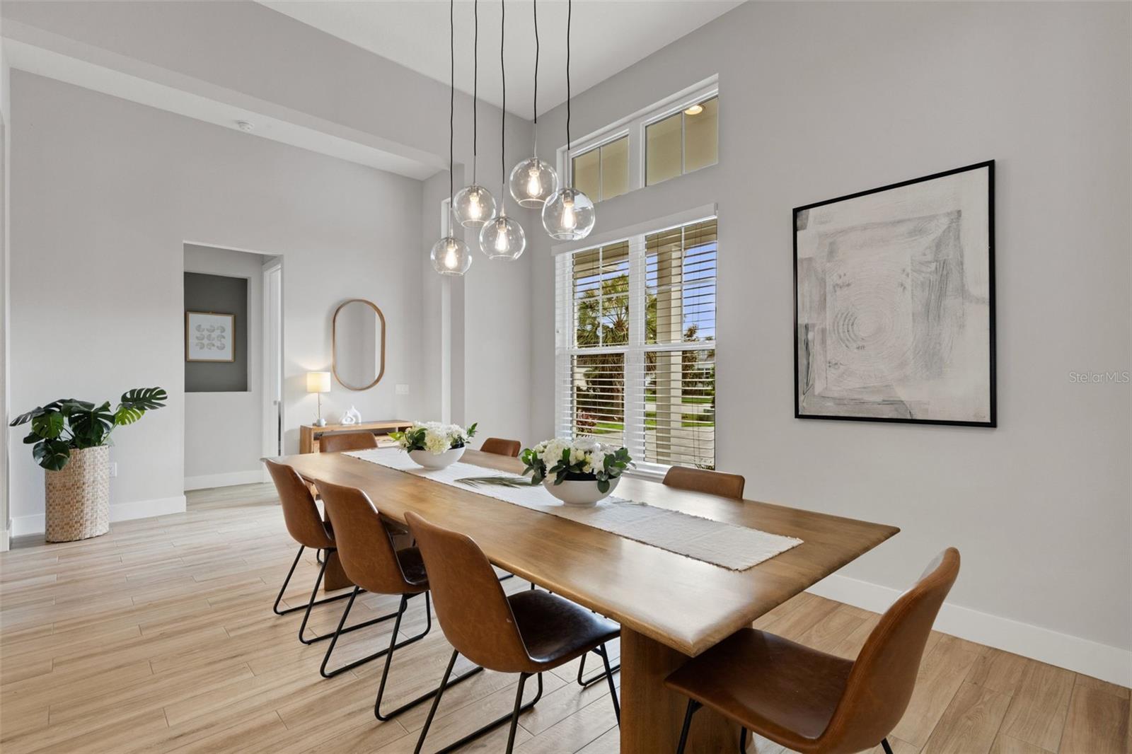 LAKEHOUSE COVE/WATERSIDE PH 1 - Residential