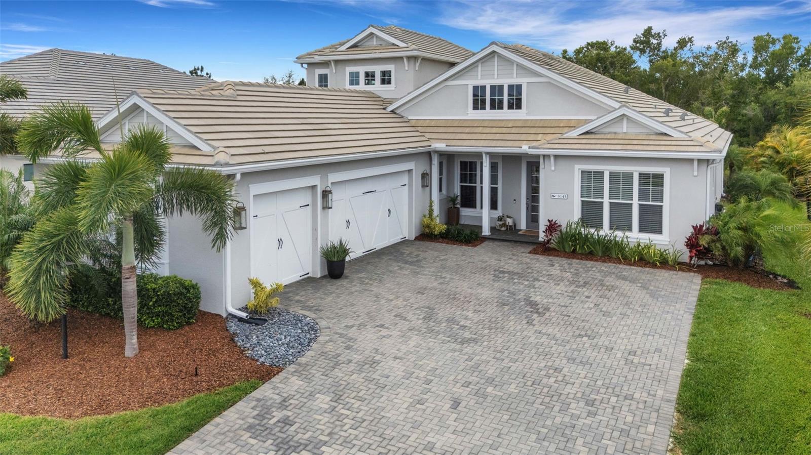 LAKEHOUSE COVE/WATERSIDE PH 1 - Residential