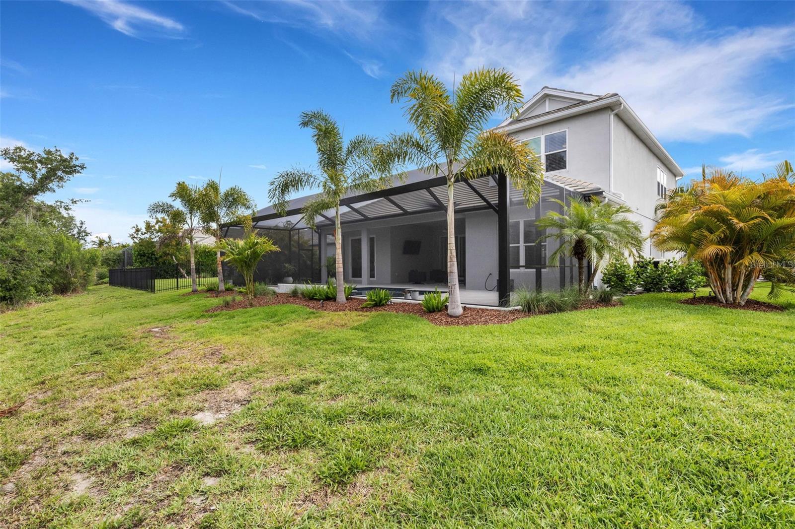 LAKEHOUSE COVE/WATERSIDE PH 1 - Residential