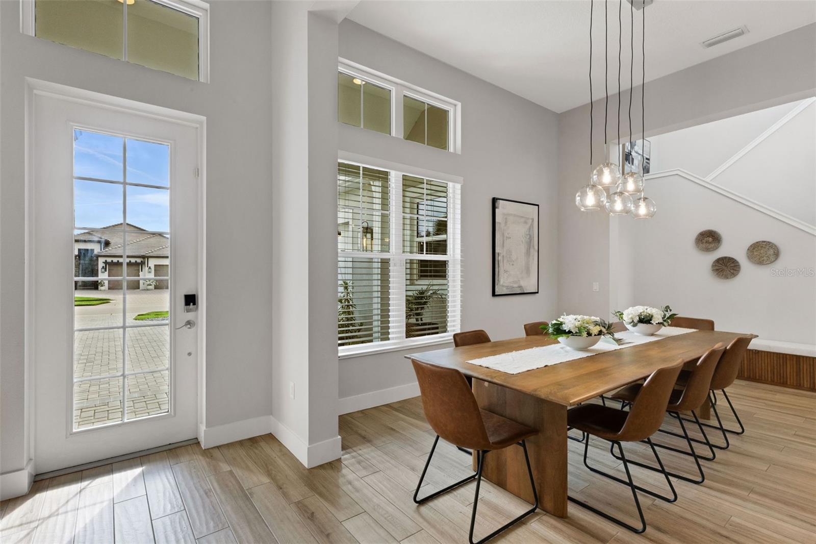 LAKEHOUSE COVE/WATERSIDE PH 1 - Residential