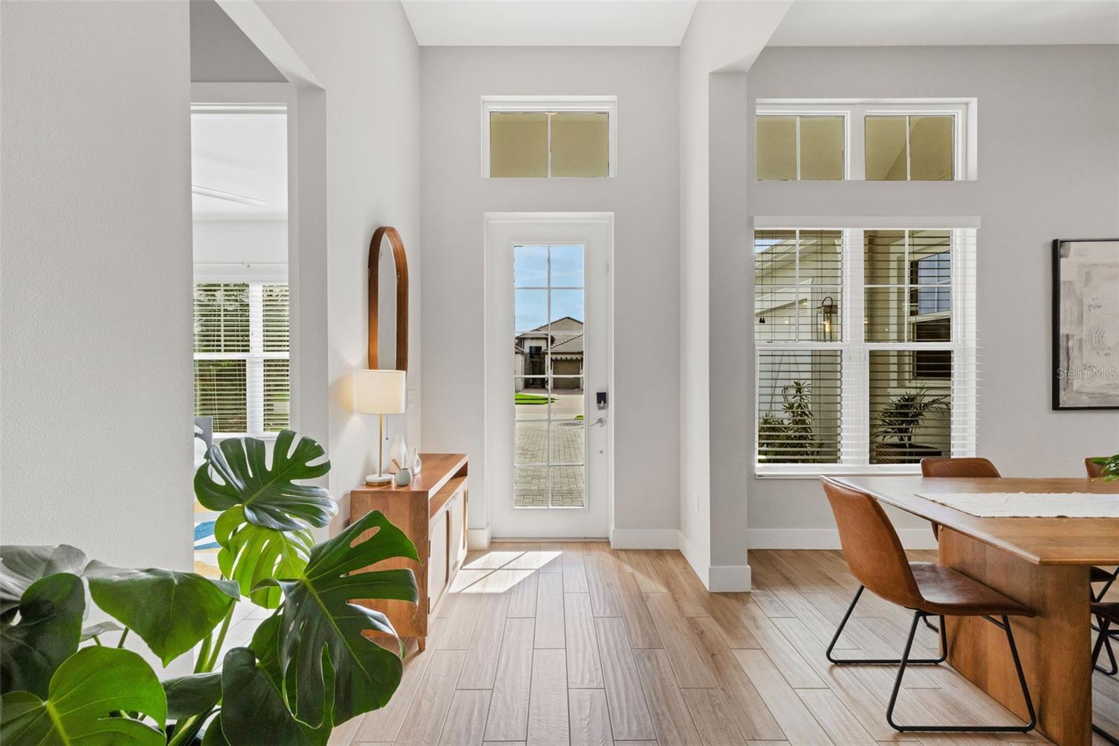 LAKEHOUSE COVE/WATERSIDE PH 1 - Residential