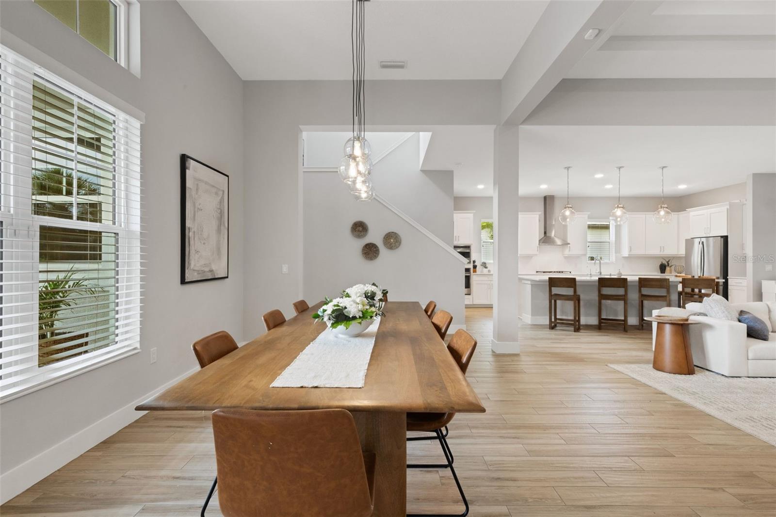 LAKEHOUSE COVE/WATERSIDE PH 1 - Residential