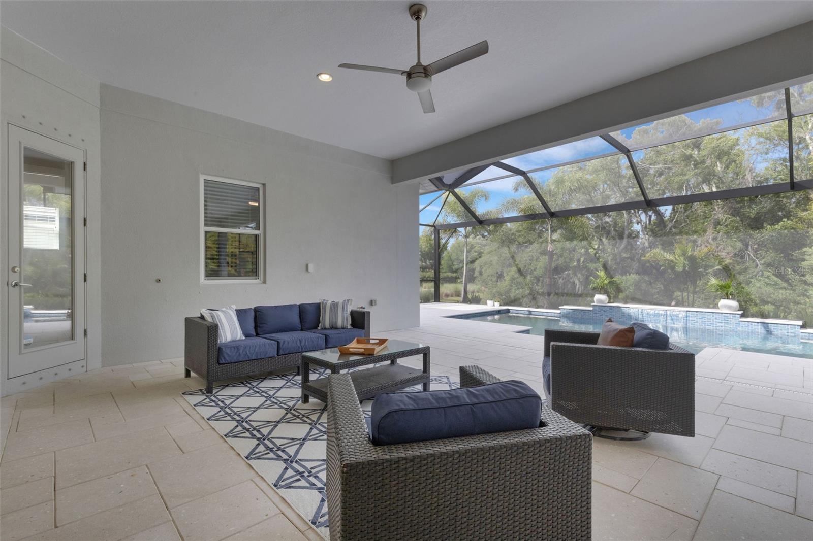 LAKEHOUSE COVE/WATERSIDE PH 1 - Residential