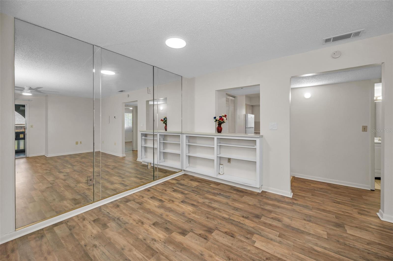 HARBOUR TOWNE CONDO - Residential