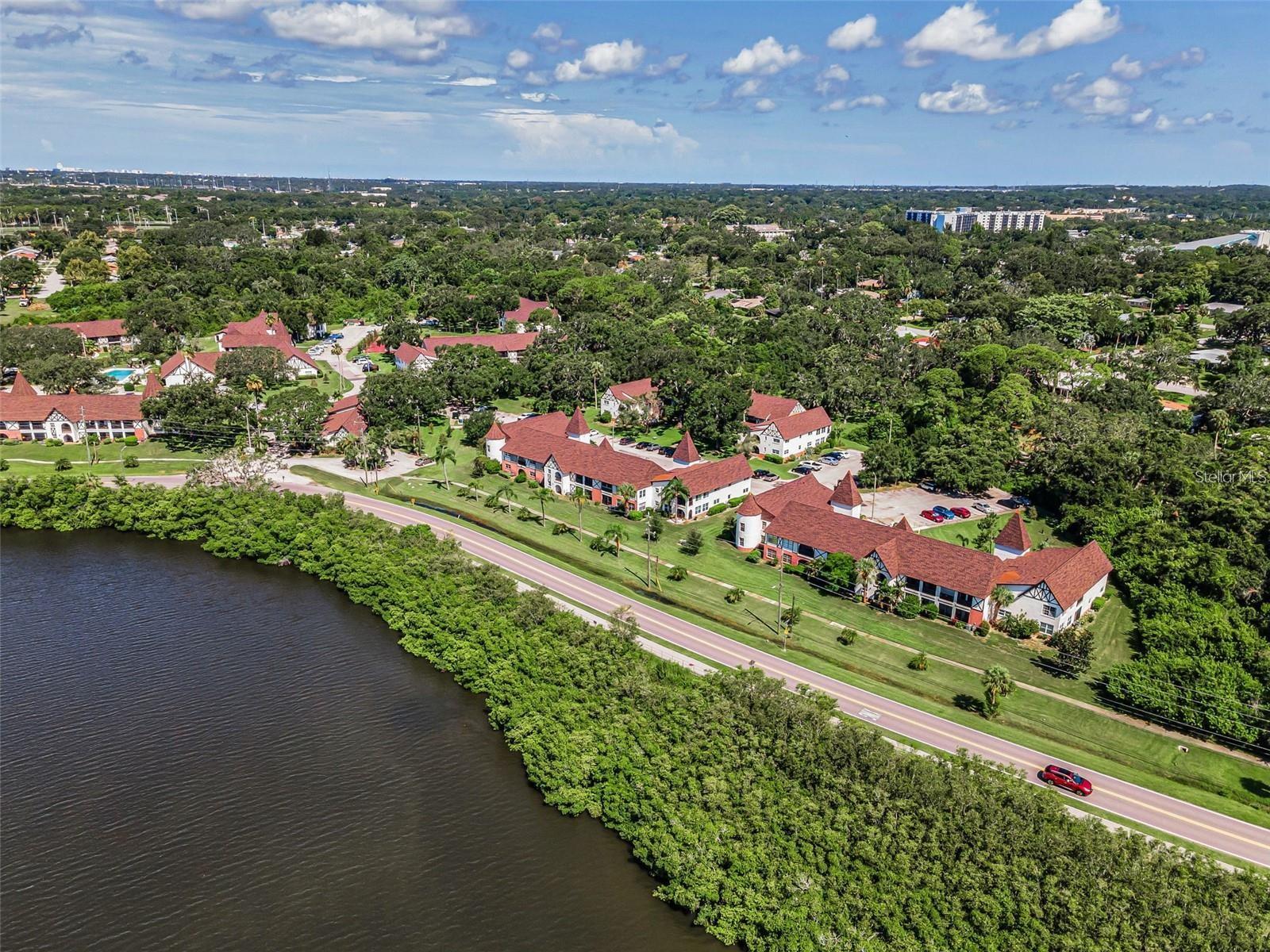 HARBOUR TOWNE CONDO - Residential