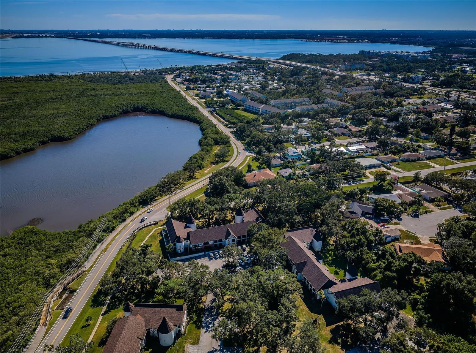 HARBOUR TOWNE CONDO - Residential
