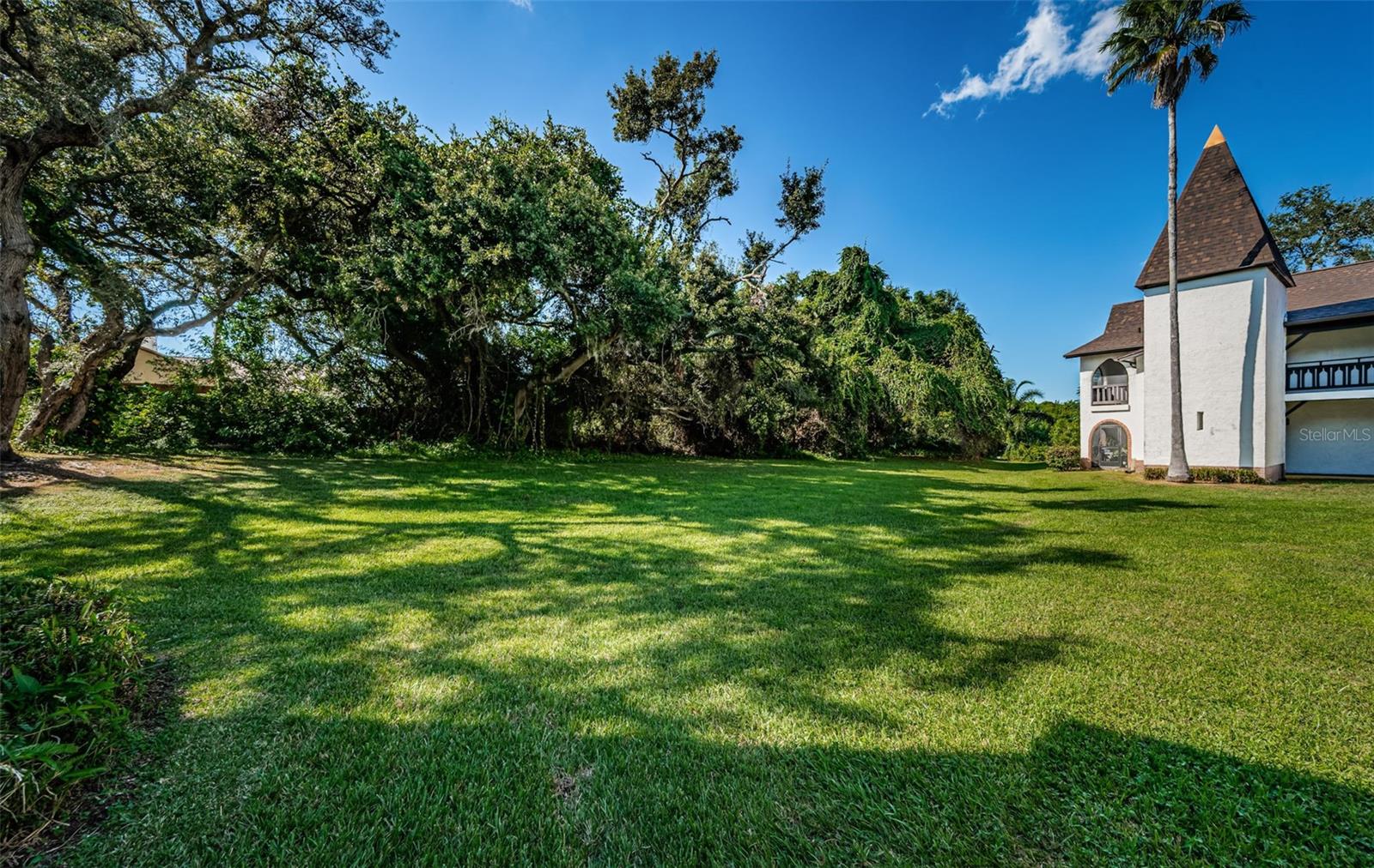 HARBOUR TOWNE CONDO - Residential