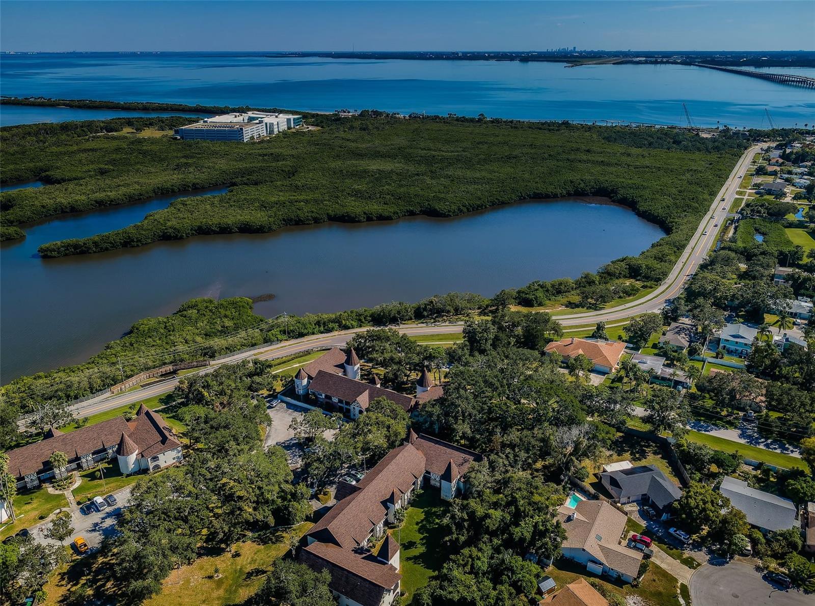 HARBOUR TOWNE CONDO - Residential