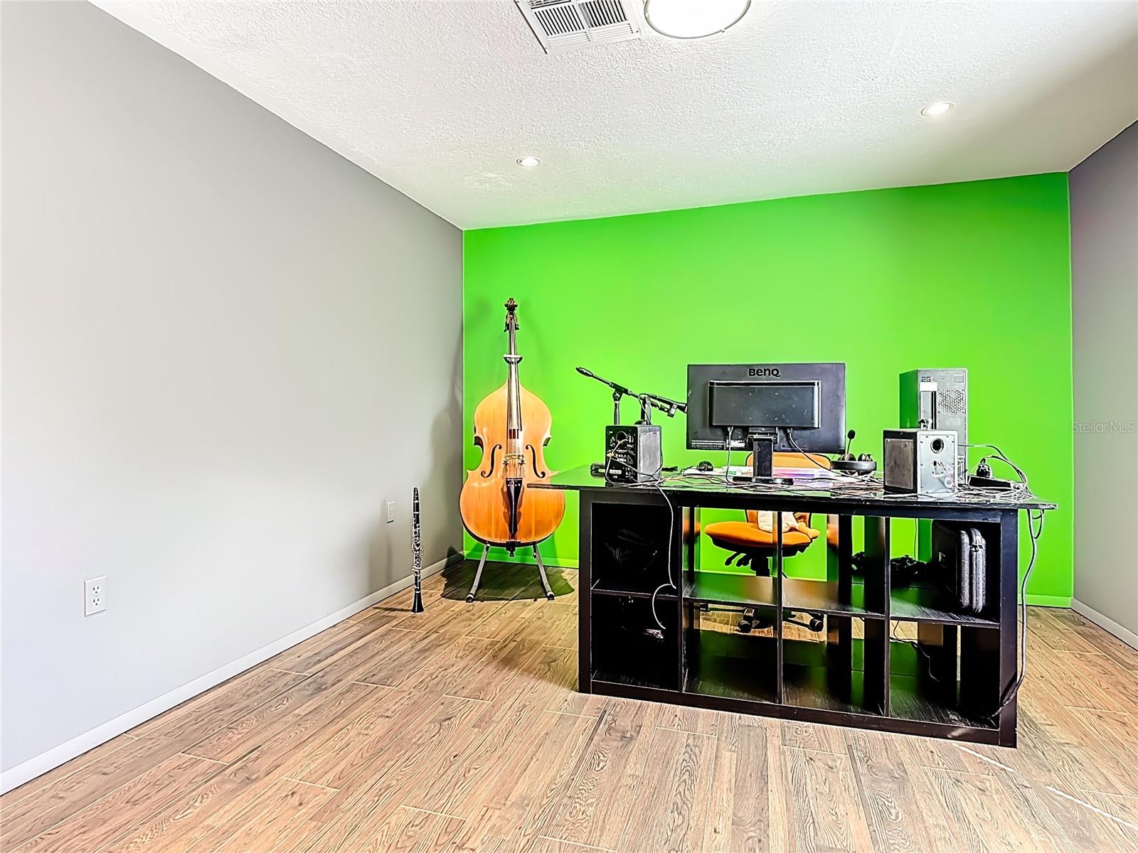 SUNSHINE ACRES - Residential