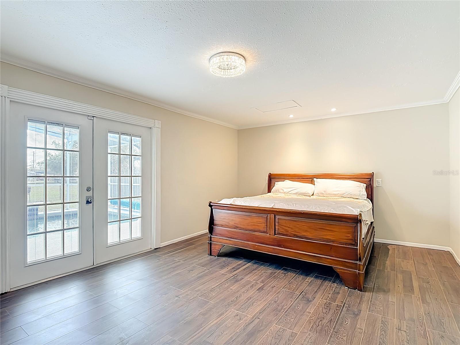 SUNSHINE ACRES - Residential