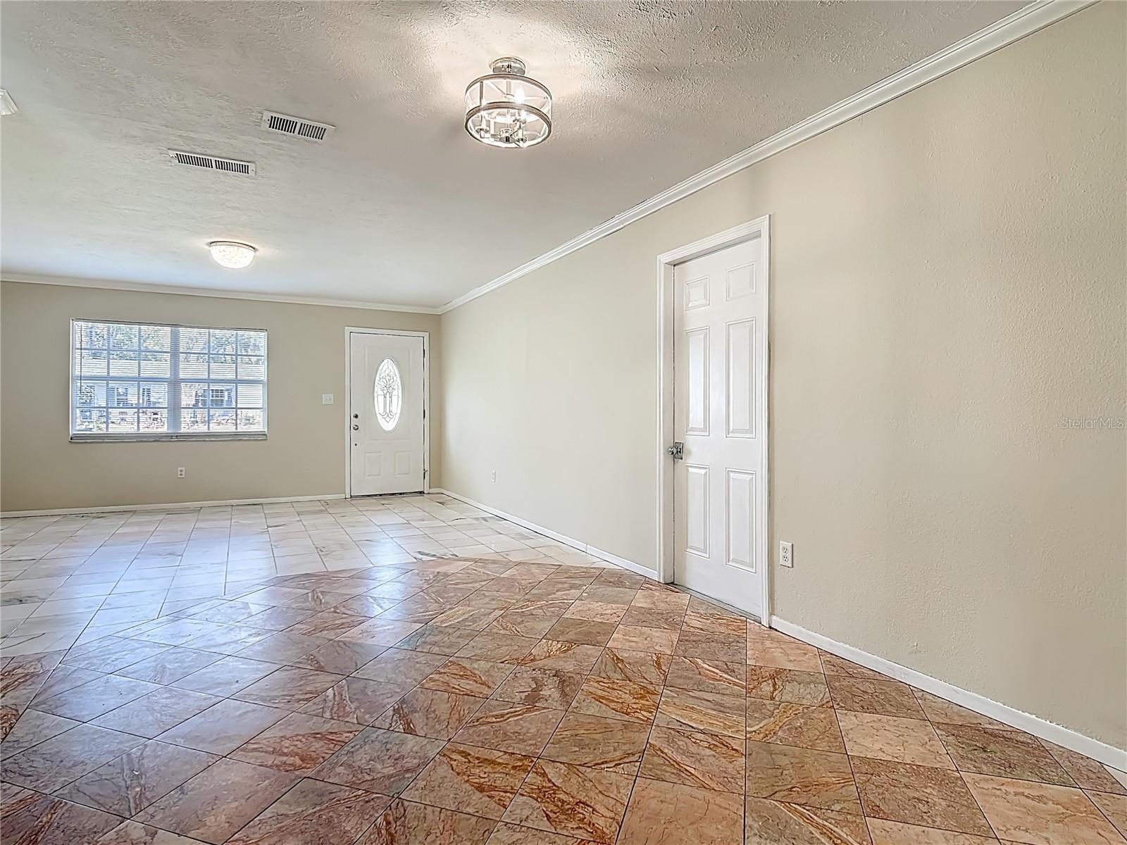 SUNSHINE ACRES - Residential