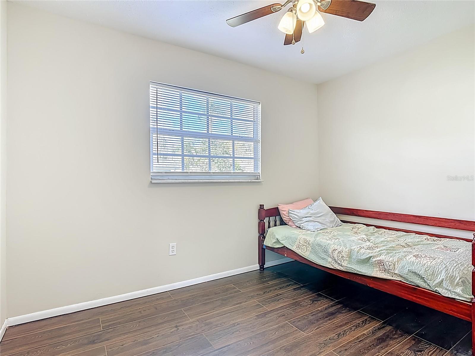 SUNSHINE ACRES - Residential