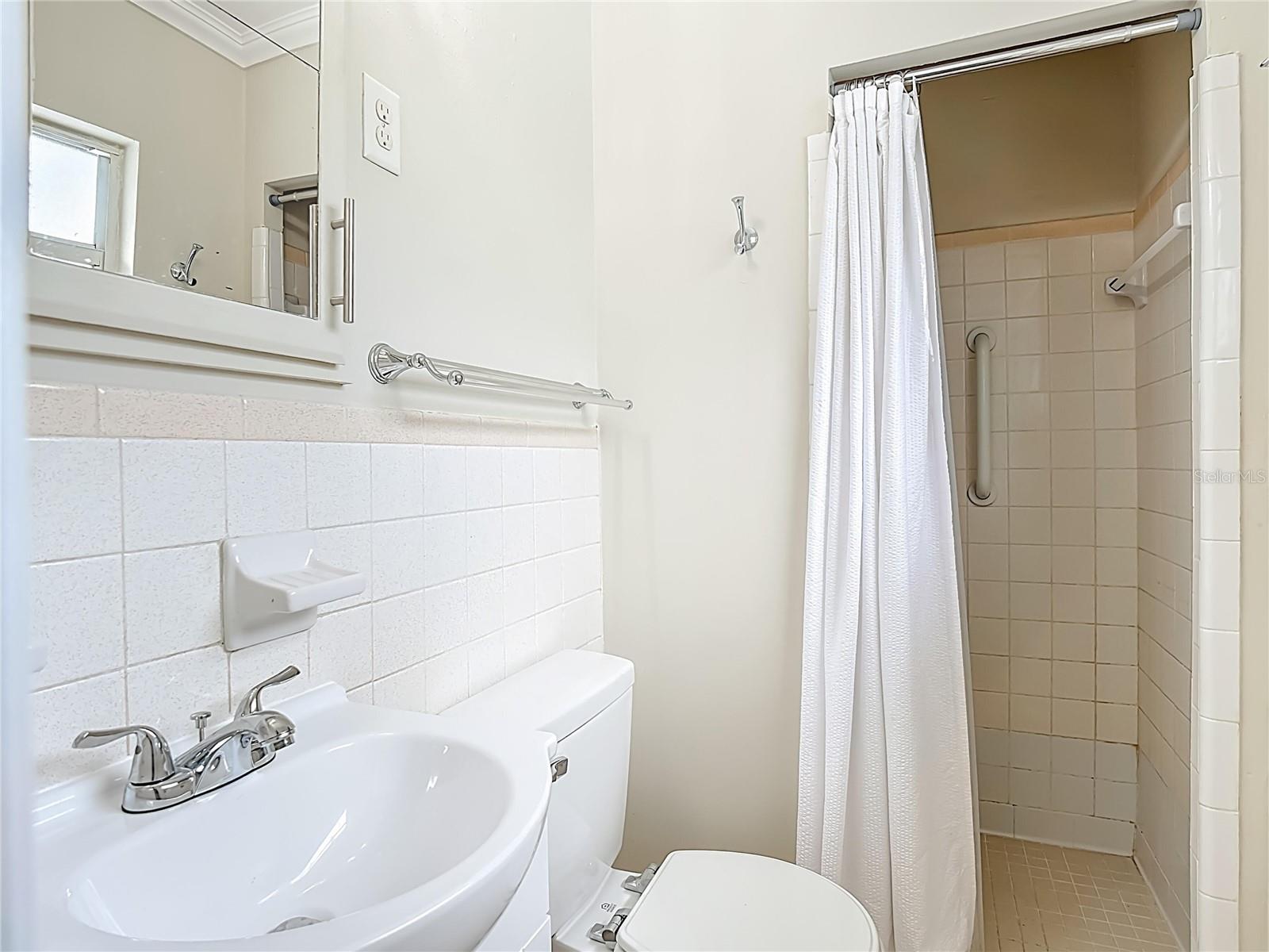 SUNSHINE ACRES - Residential