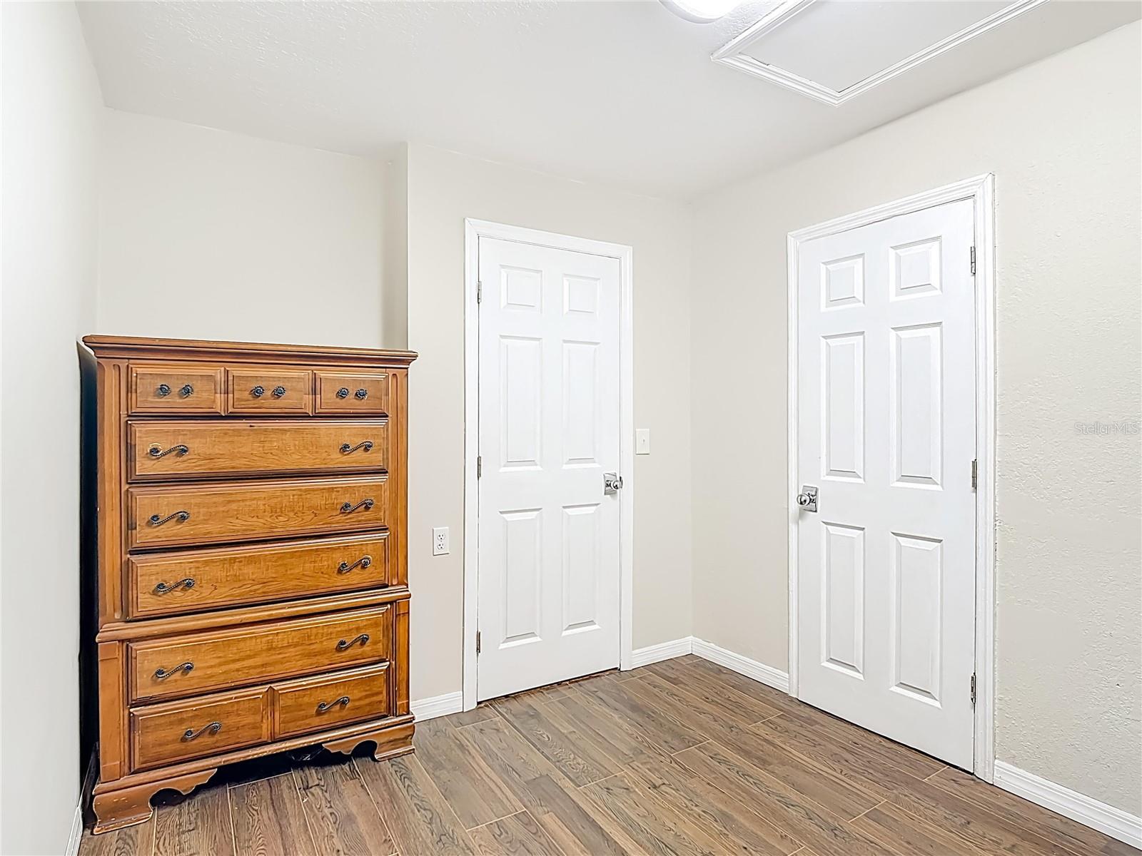 SUNSHINE ACRES - Residential