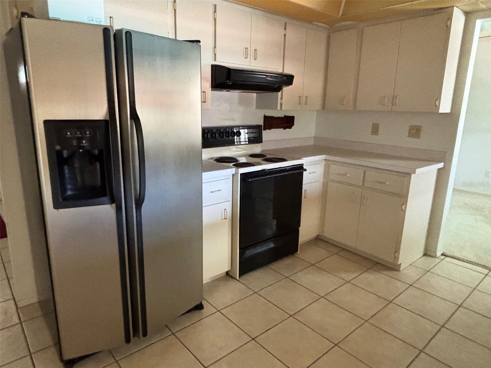 LAKE FOREST ESTATES - Residential