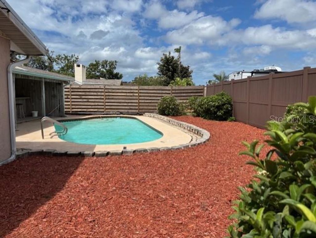 Photo of 5116 18th Avenue W, Bradenton, FL 34209 (MLS # A4689663)