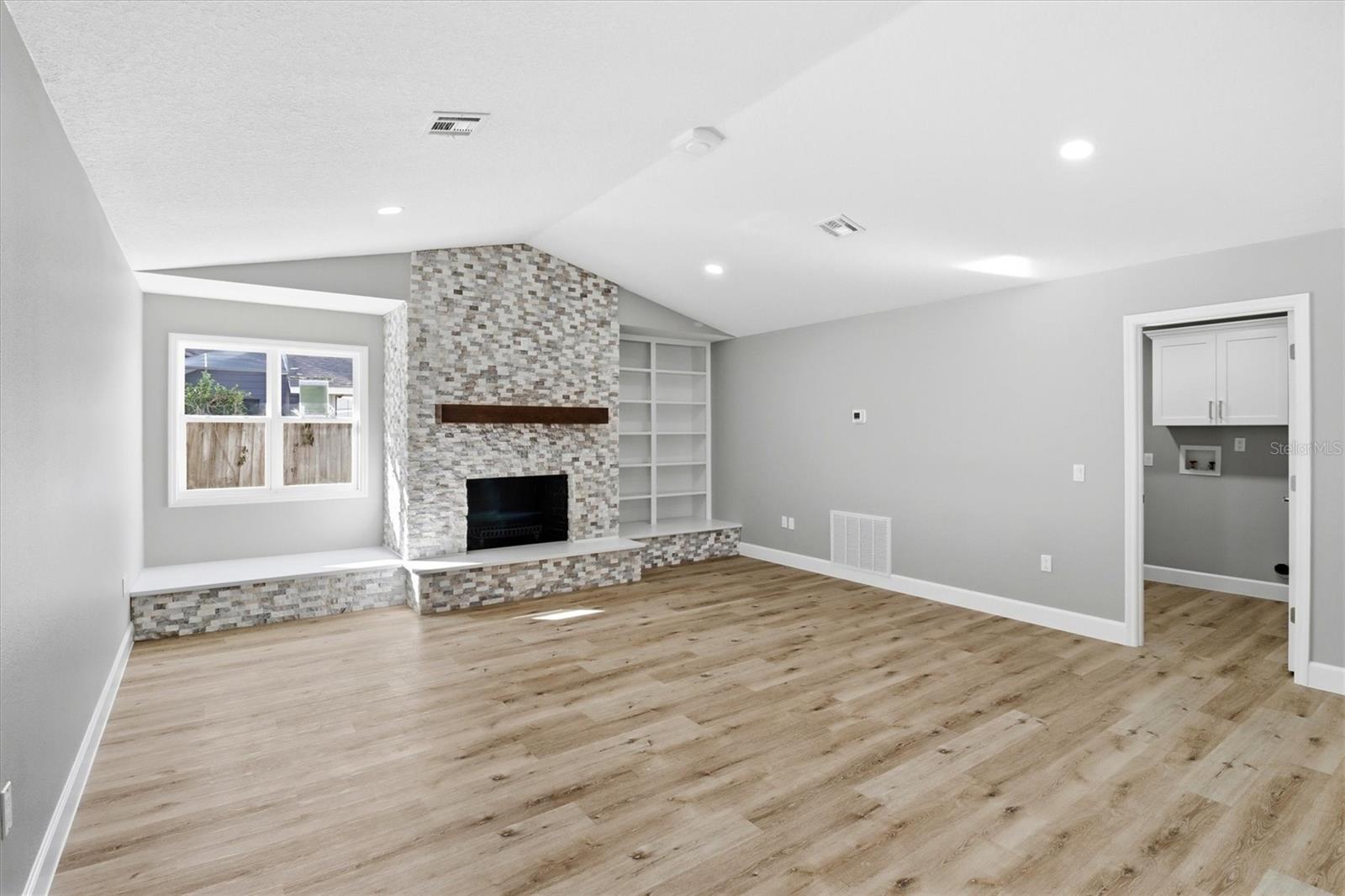 SILVER LAKE HILL SUB - Residential