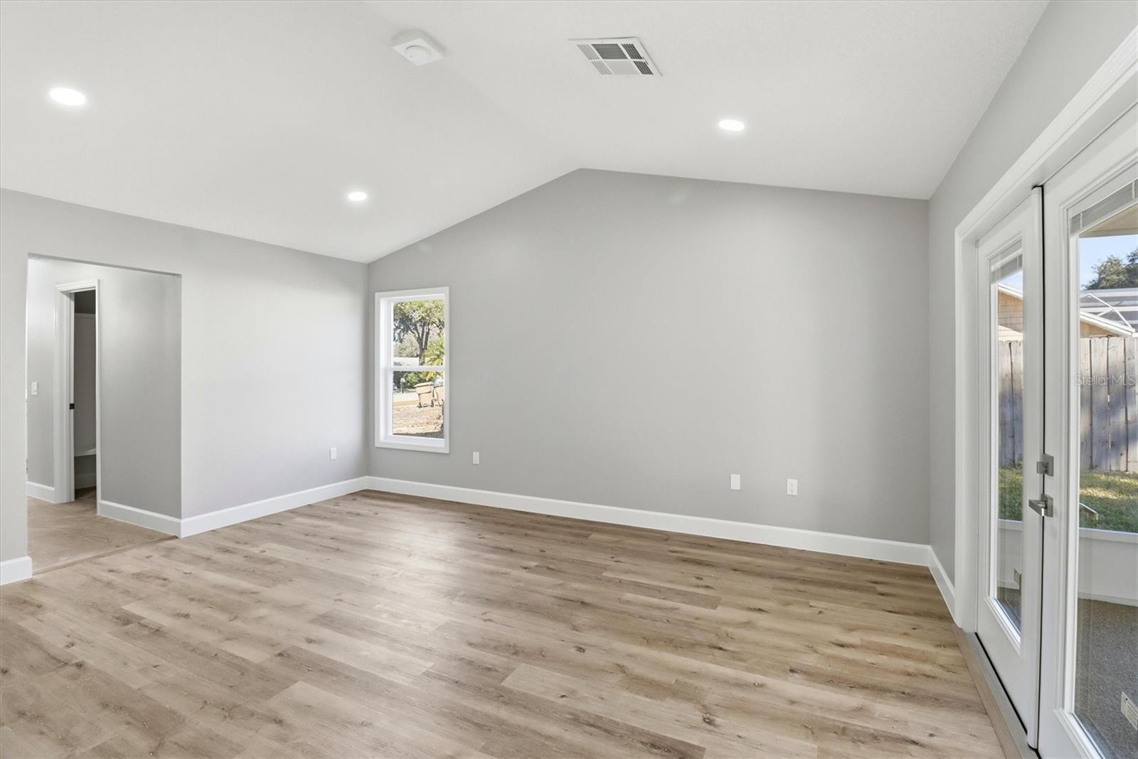 SILVER LAKE HILL SUB - Residential