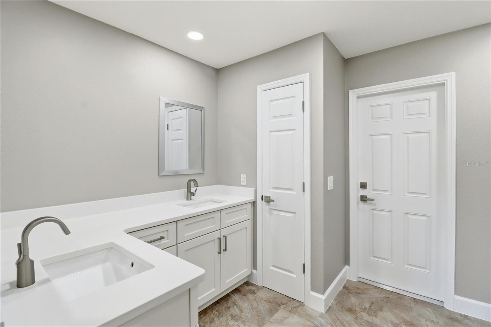 SILVER LAKE HILL SUB - Residential