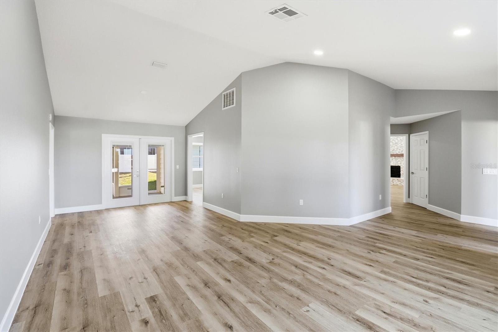 SILVER LAKE HILL SUB - Residential