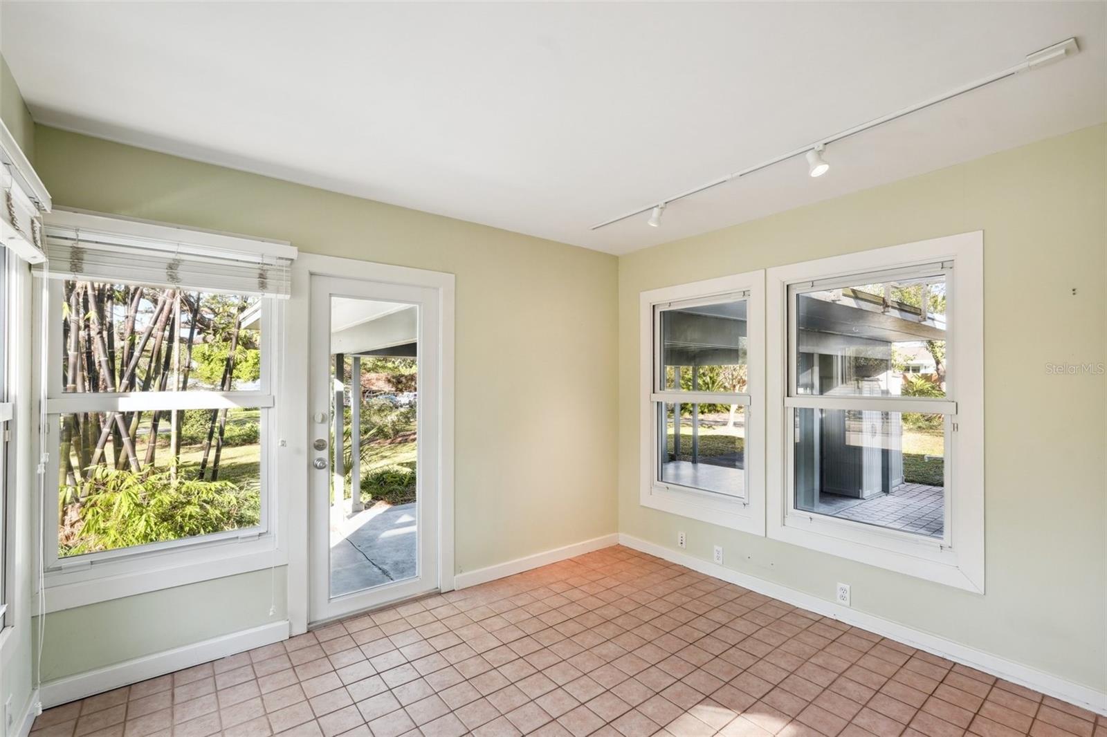 WHITFIELD ESTATES UNIT 1 - Residential