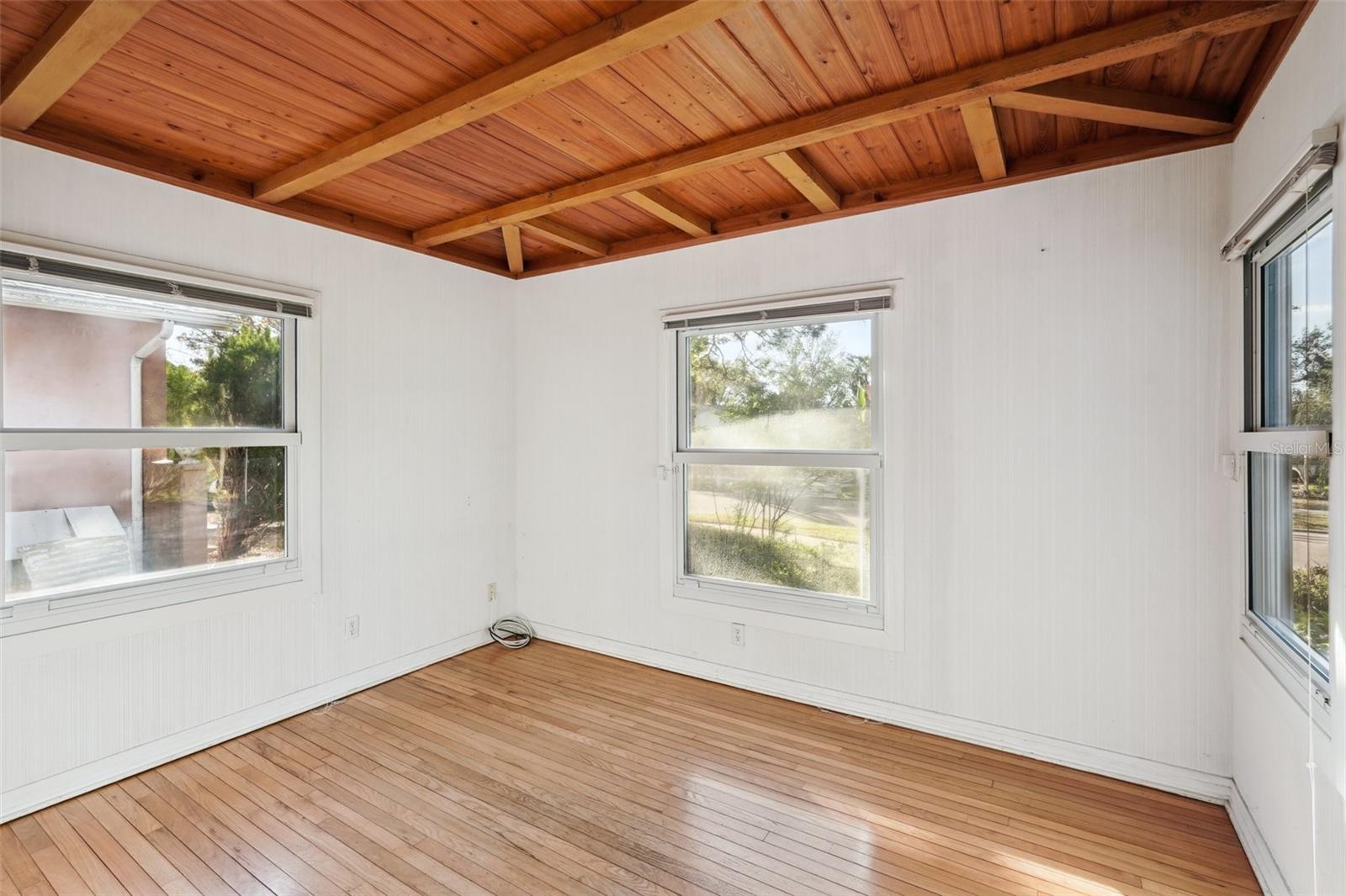 WHITFIELD ESTATES UNIT 1 - Residential