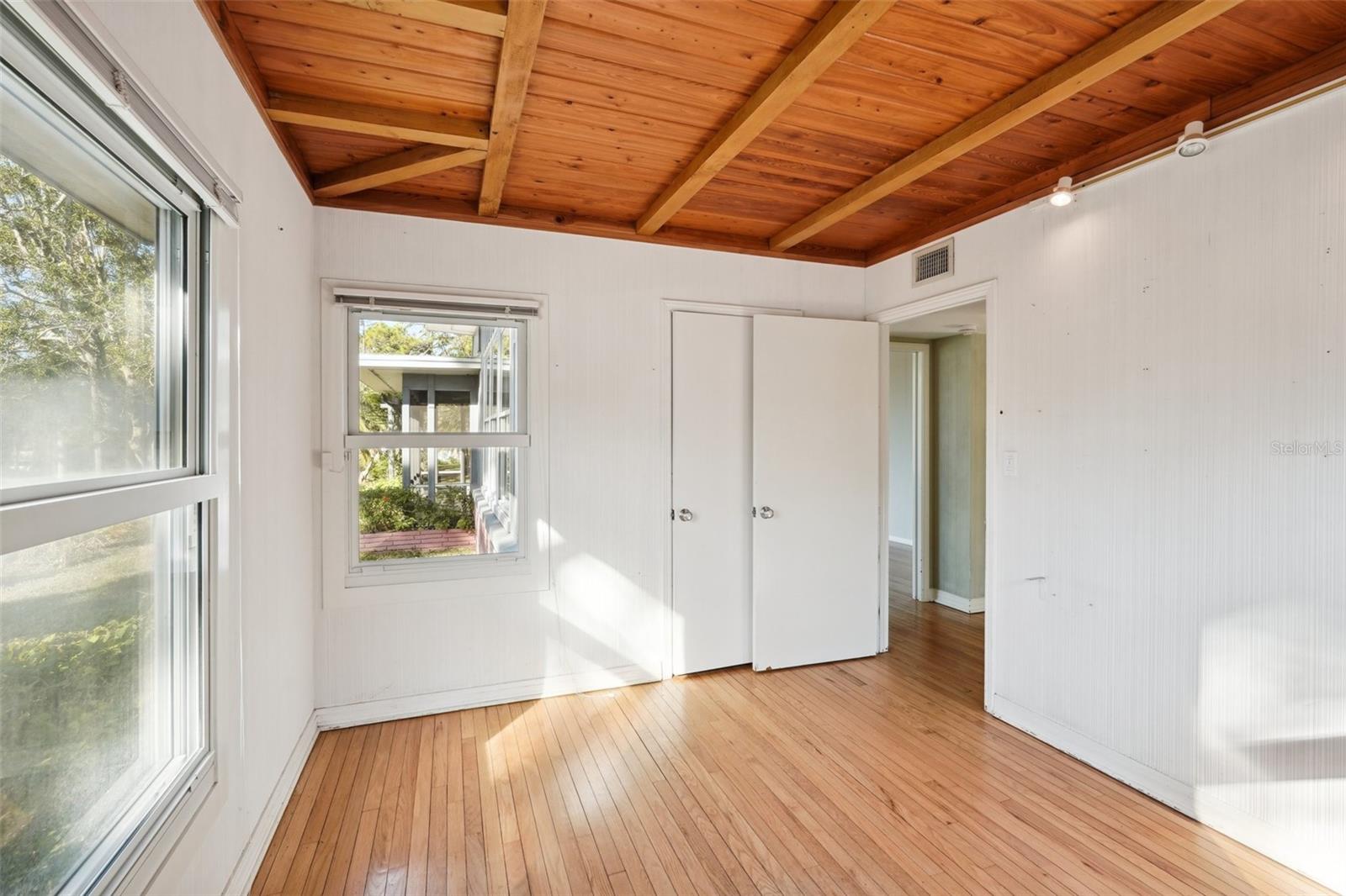 WHITFIELD ESTATES UNIT 1 - Residential