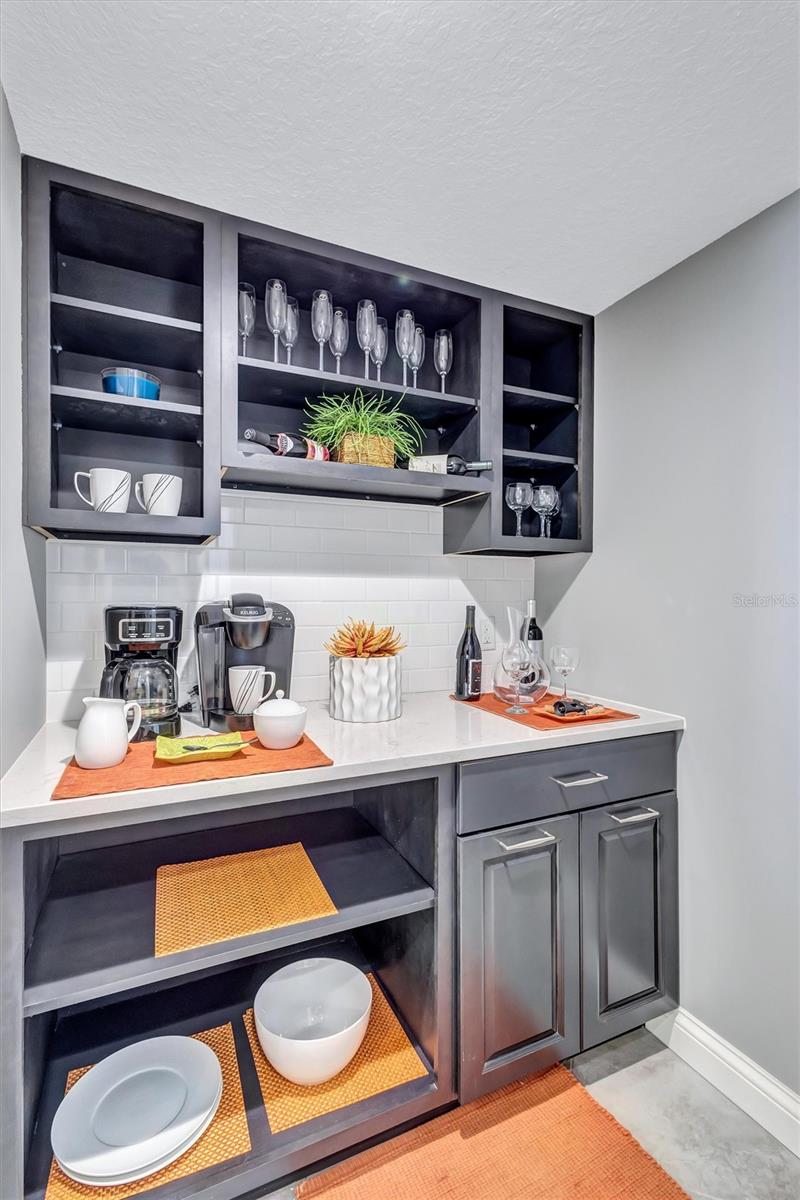 HORIZONS WEST - Residential