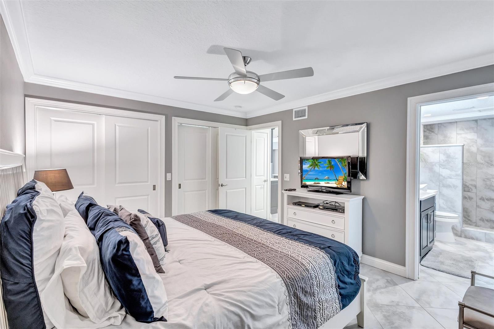 HORIZONS WEST - Residential