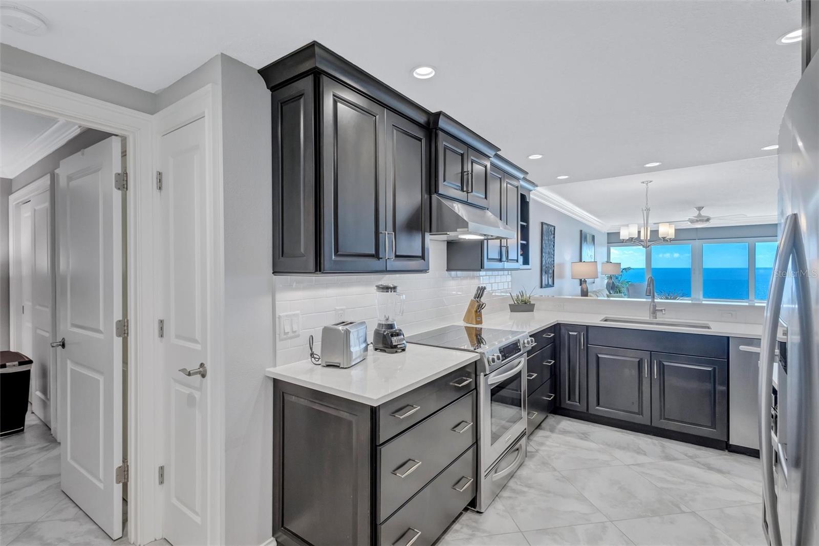 HORIZONS WEST - Residential